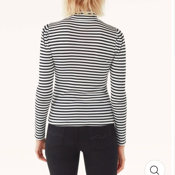Splendid - Turtleneck in Black/White Stripe - Picture 2 of 10